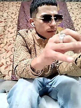 Tussi-amor online show from 09-26-25, 05:28