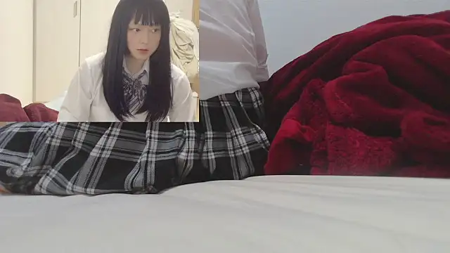 Snapshot of Mia032 chatting on 09-14-25, 02:27 Mia032 online show from 09-14-25, 02:27