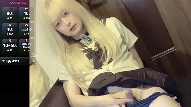 Mia032 online show from 03-06-26, 06:10