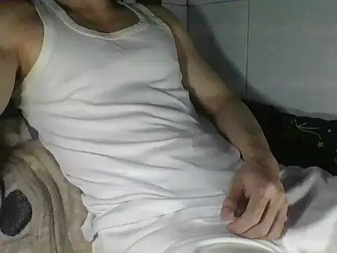 Snapshot of malacobi0 chatting on 01-17-26, 04:11 malacobi0 online show from 01-17-26, 04:11