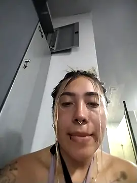  ManuVeelez online show from 11-21-25, 01:15