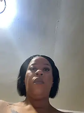 Snapshot of THICKBUNNYCHICKxxx chatting on 03-09-26, 07:40 THICKBUNNYCHICKxxx online show from 03-09-26, 07:40