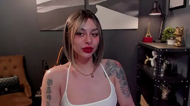 Snapshot of LUNACOCKSLAYER chatting on 09-27-25, 05:56 LUNACOCKSLAYER online show from 09-27-25, 05:56