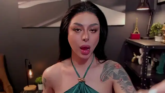 Snapshot of LUNACOCKSLAYER chatting on 09-28-25, 03:06 LUNACOCKSLAYER online show from 09-28-25, 03:06