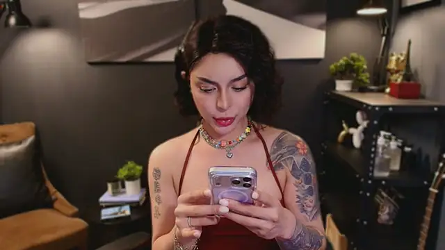 Snapshot of LUNACOCKSLAYER chatting on 10-07-25, 09:34 LUNACOCKSLAYER online show from 10-07-25, 09:34