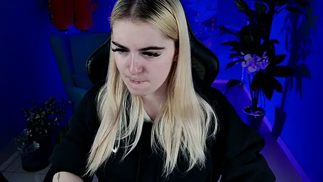 Stef Nicks online show from 09-28-25, 09:58