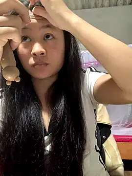 Snapshot of NhuFox chatting on 09-14-25, 01:21 NhuFox online show from 09-14-25, 01:21