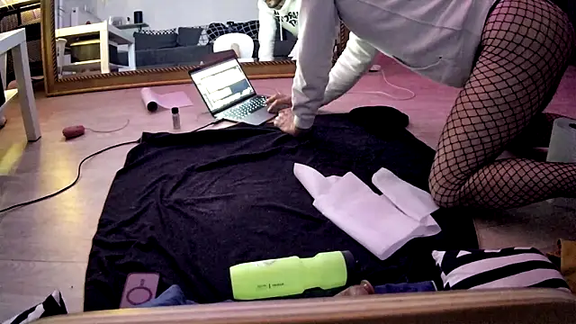 Toysboy67bi online show from 09-28-25, 02:17