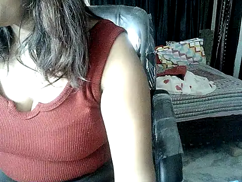 Snapshot of Anaconda-Mall chatting on 09-17-25, 03:03 Anaconda-Mall online show from 09-17-25, 03:03