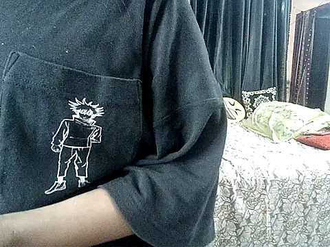 Snapshot of Anaconda-Mall chatting on 10-20-25, 07:47 Anaconda-Mall online show from 10-20-25, 07:47