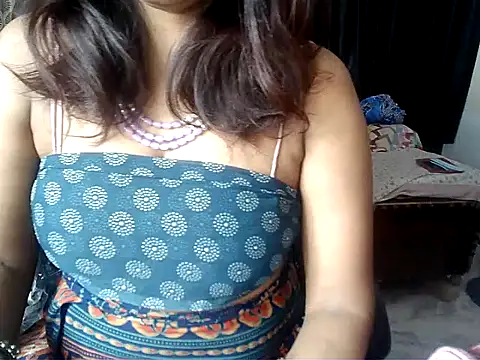 Snapshot of Anaconda-Mall chatting on 11-04-25, 05:23 Anaconda-Mall online show from 11-04-25, 05:23