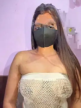 Snapshot of _01ruhi chatting on 10-13-25, 05:02 01ruhi online show from 10-13-25, 05:02