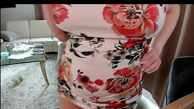 Snapshot of Natascha-Hill chatting on 03-08-26, 09:35 Natascha-Hill online show from 03-08-26, 09:35