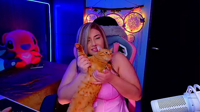 Allison GAMERS online show from 09-18-25, 04:53