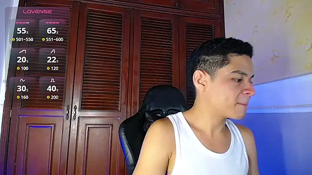 Snapshot of edy_play chatting on 09-21-25, 03:19 edy play online show from 09-21-25, 03:19