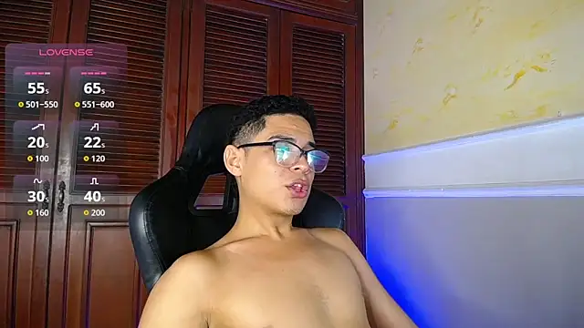 Snapshot of edy_play chatting on 10-03-25, 05:26 edy play online show from 10-03-25, 05:26