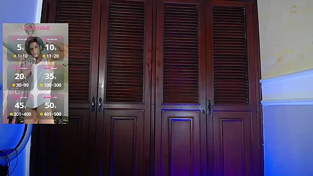 Snapshot of edy_play chatting on 10-10-25, 04:50 edy play online show from 10-10-25, 04:50