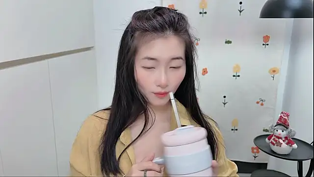 Rosalind xixi online show from 05-10-26, 03:12