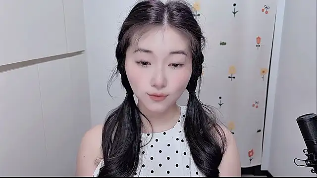 Rosalind xixi online show from 06-07-26, 03:32