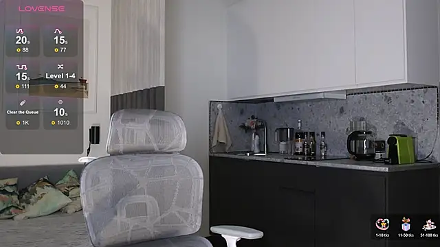 soguesswhat online show from 11-11-25, 01:11