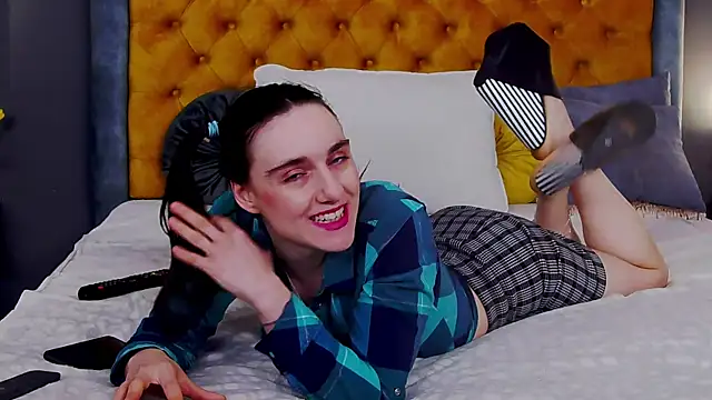 Snapshot of Jessica_White_ chatting on 04-10-26, 03:45 Jessica White online show from 04-10-26, 03:45