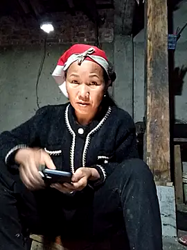 TinTin321 online show from 11-19-25, 12:32