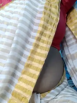 Snapshot of yelmaji91 chatting on 10-26-25, 04:51 yelmaji91 online show from 10-26-25, 04:51