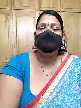 Snapshot of sutari84 chatting on 07-14-26, 12:00 sutari84 online show from 07-14-26, 12:00