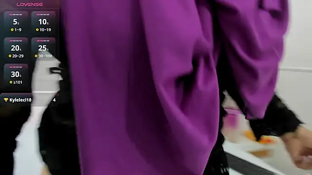 azaharaaa  online show from 09-09-25, 11:43