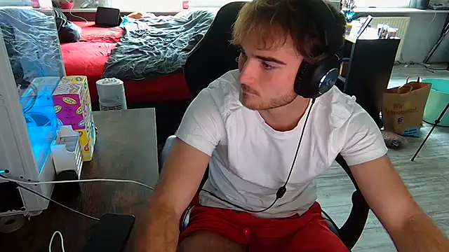 Rudi2007Eye online show from 09-25-25, 11:47