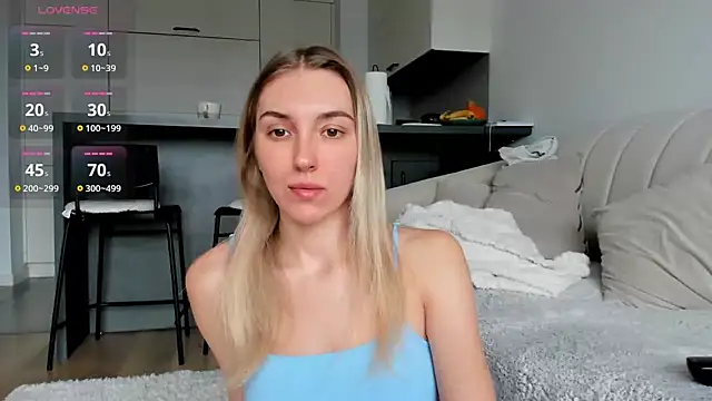 Sunny Rina  online show from 04-11-26, 07:13