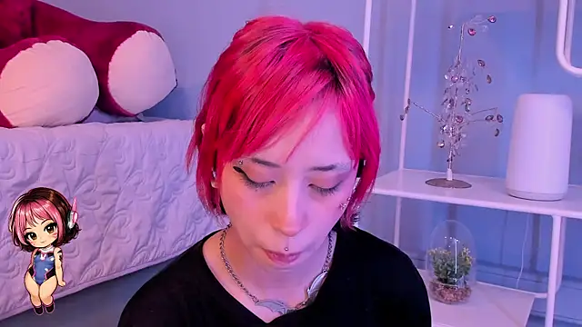 Hannahpage online show from 05-28-26, 12:24