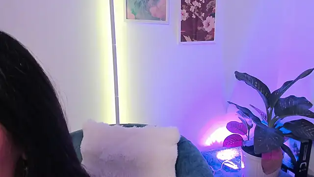 canelleGarces online show from 12-02-25, 10:49