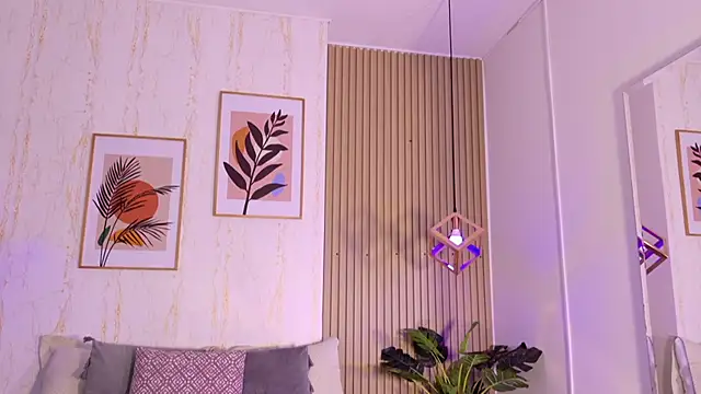 Ayleen Dunkan online show from 10-03-25, 12:24