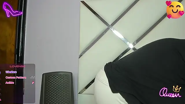 KikaDuque online show from 05-08-26, 07:08