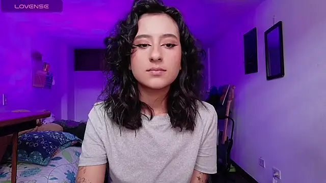 atenea dragon   online show from 11-26-25, 08:43