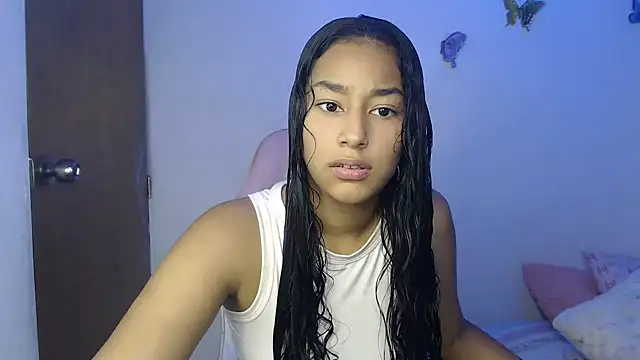 Snapshot of alicie_shy1 chatting on 09-11-25, 08:53 alicie shy1 online show from 09-11-25, 08:53