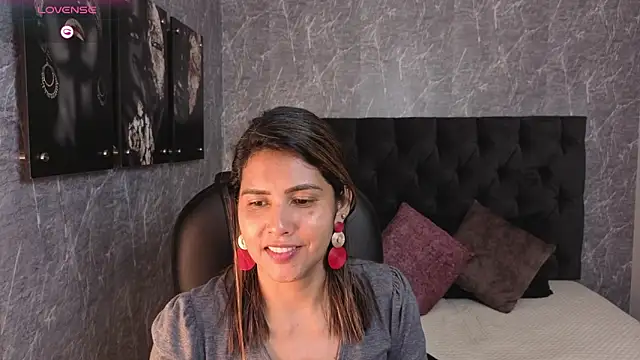 scarletbaker  online show from 09-28-25, 09:58