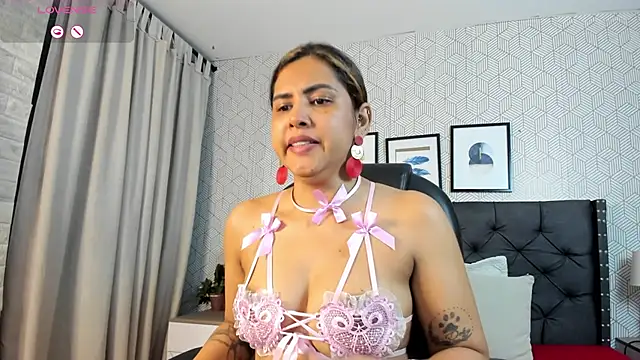 scarletbaker  online show from 04-01-26, 09:10