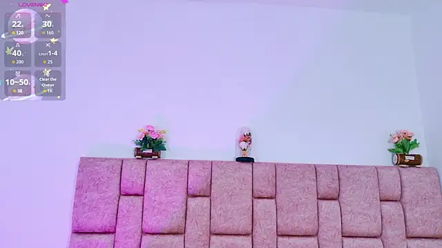 Snapshot of ScarlettLuxe chatting on 11-05-25, 12:49 ScarlettLuxe online show from 11-05-25, 12:49