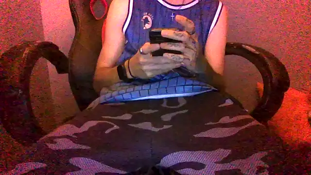 Dikklauss online show from 10-22-25, 07:13