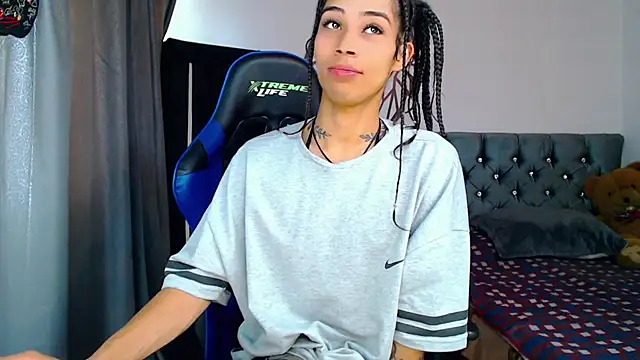 Sweet-Cris online show from 09-18-25, 03:03