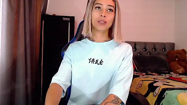 Sweet-Cris online show from 09-29-25, 03:17