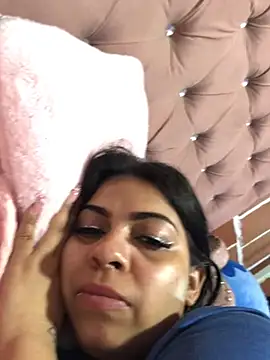 Rachellcooperrr online show from 06-17-26, 08:17