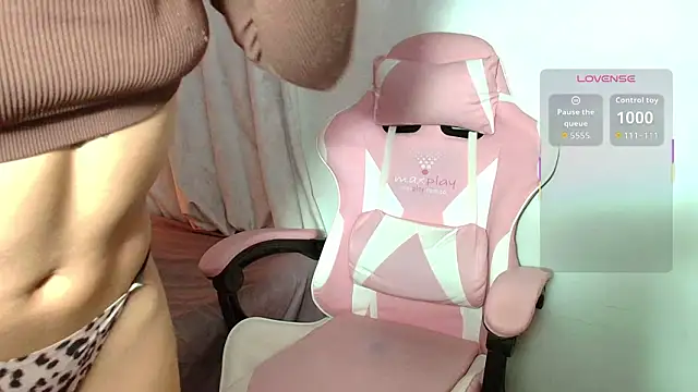 Snapshot of shopiaa_m2 chatting on 02-27-26, 06:46 shopiaa m2 online show from 02-27-26, 06:46