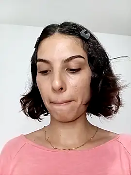 Snapshot of nina_sky chatting on 09-12-25, 10:32 nina sky online show from 09-12-25, 10:32