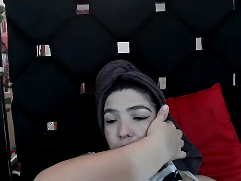 vegacristal88 online show from 11-06-25, 03:02