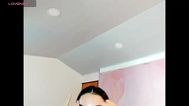 milk candy18 online show from 10-15-25, 12:16