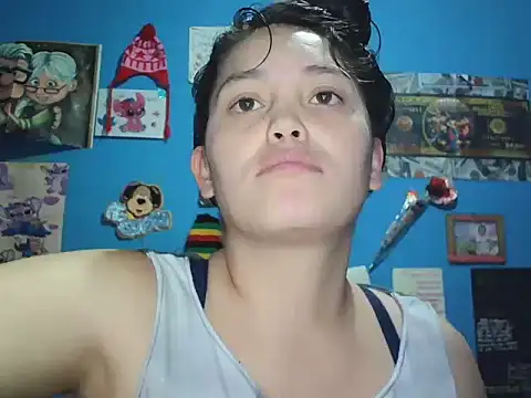 Snapshot of chanito_1421 chatting on 10-24-25, 09:00 chanito 1421 online show from 10-24-25, 09:00