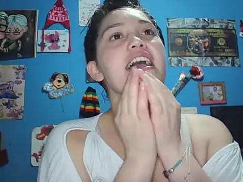 Snapshot of chanito_1421 chatting on 10-30-25, 03:46 chanito 1421 online show from 10-30-25, 03:46